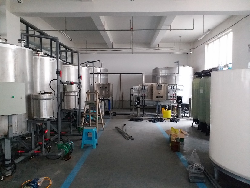 遼寧鞍山奧鑫利泰商貿(mào)有限公司(年產(chǎn)20萬(wàn)噸車用尿素生產(chǎn)設(shè)備)